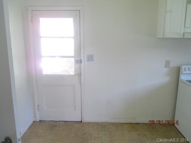 2738 Englehardt Street Charlotte NC 28216