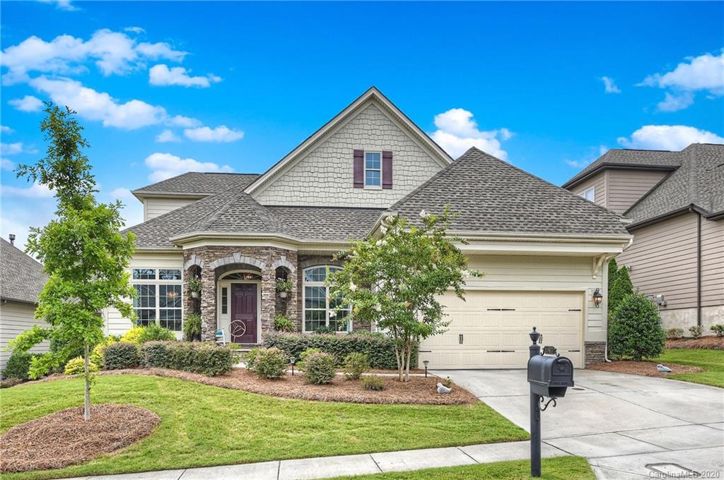 16817 Coves Edge Lane Charlotte NC 28278