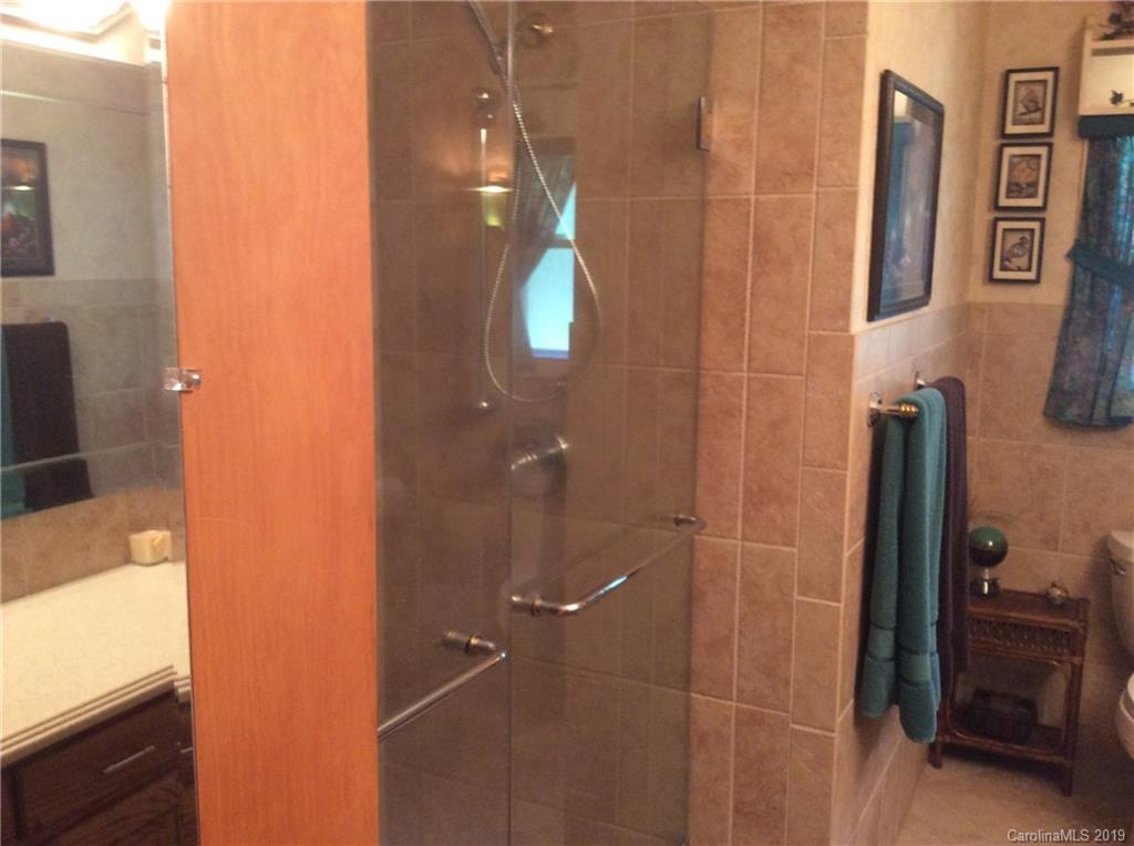 138 Laburn Avenue Charlotte NC 28214