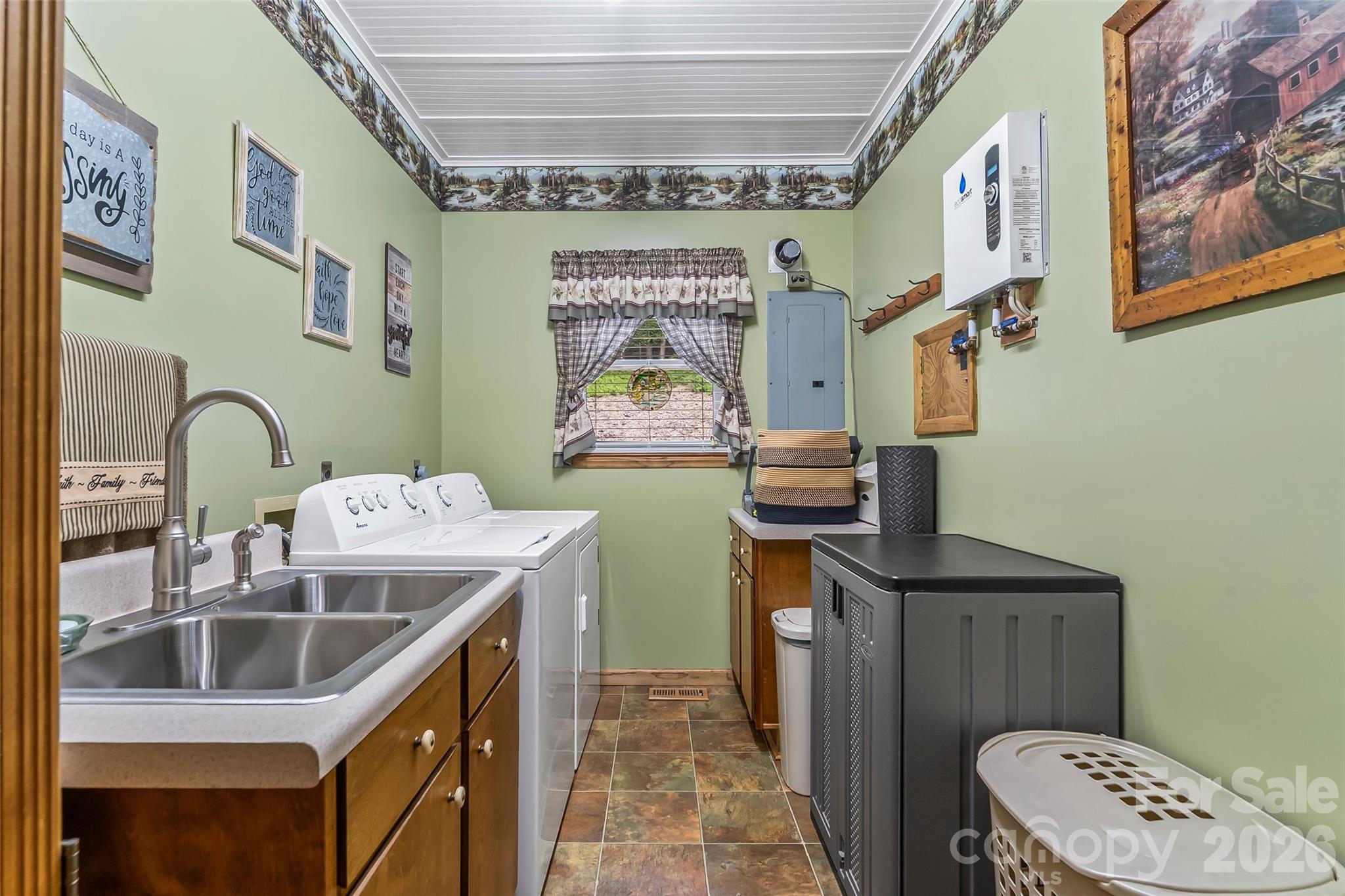 5809 Old Nc 18 Connelly Springs NC 28612