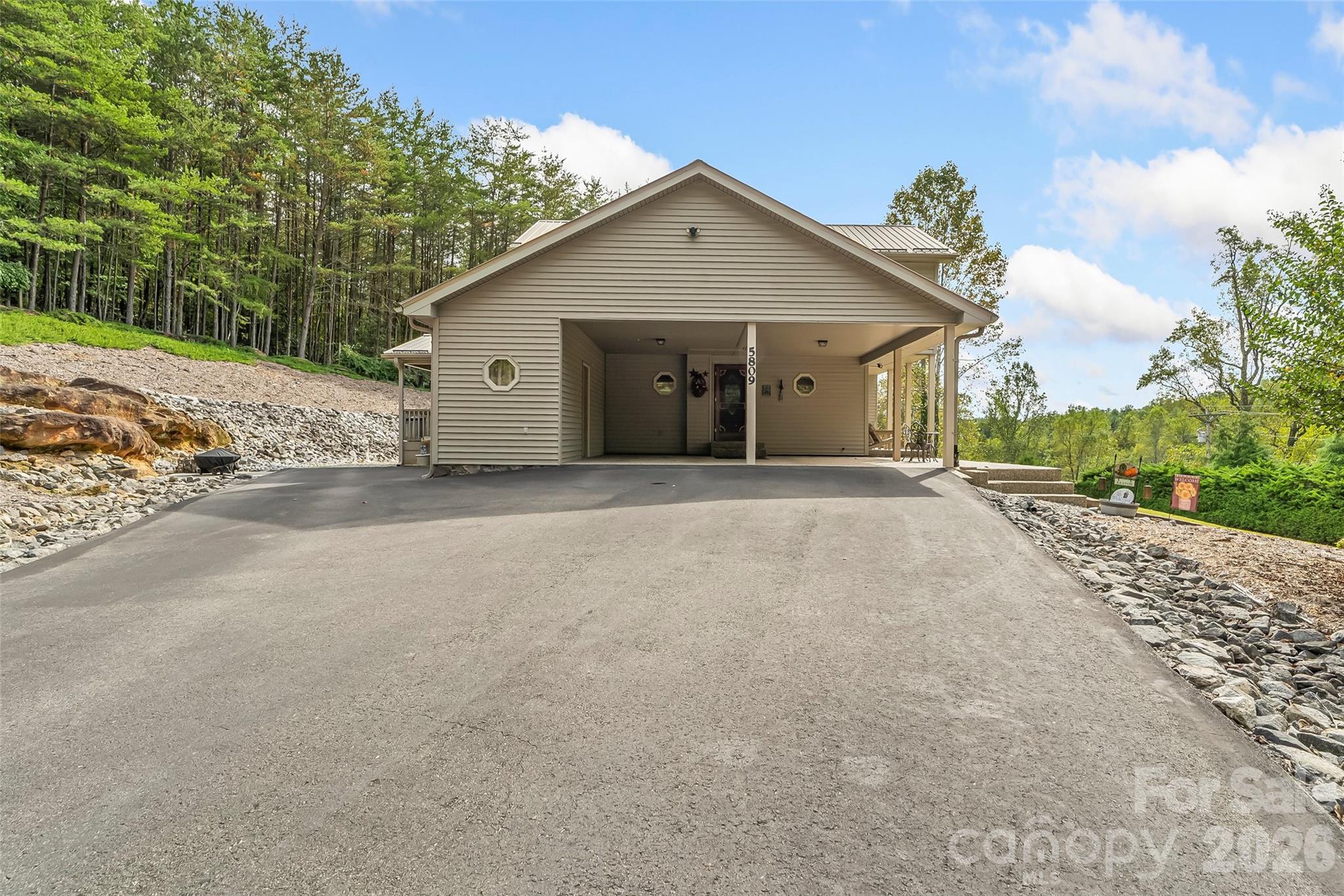 5809 Old Nc 18 Connelly Springs NC 28612