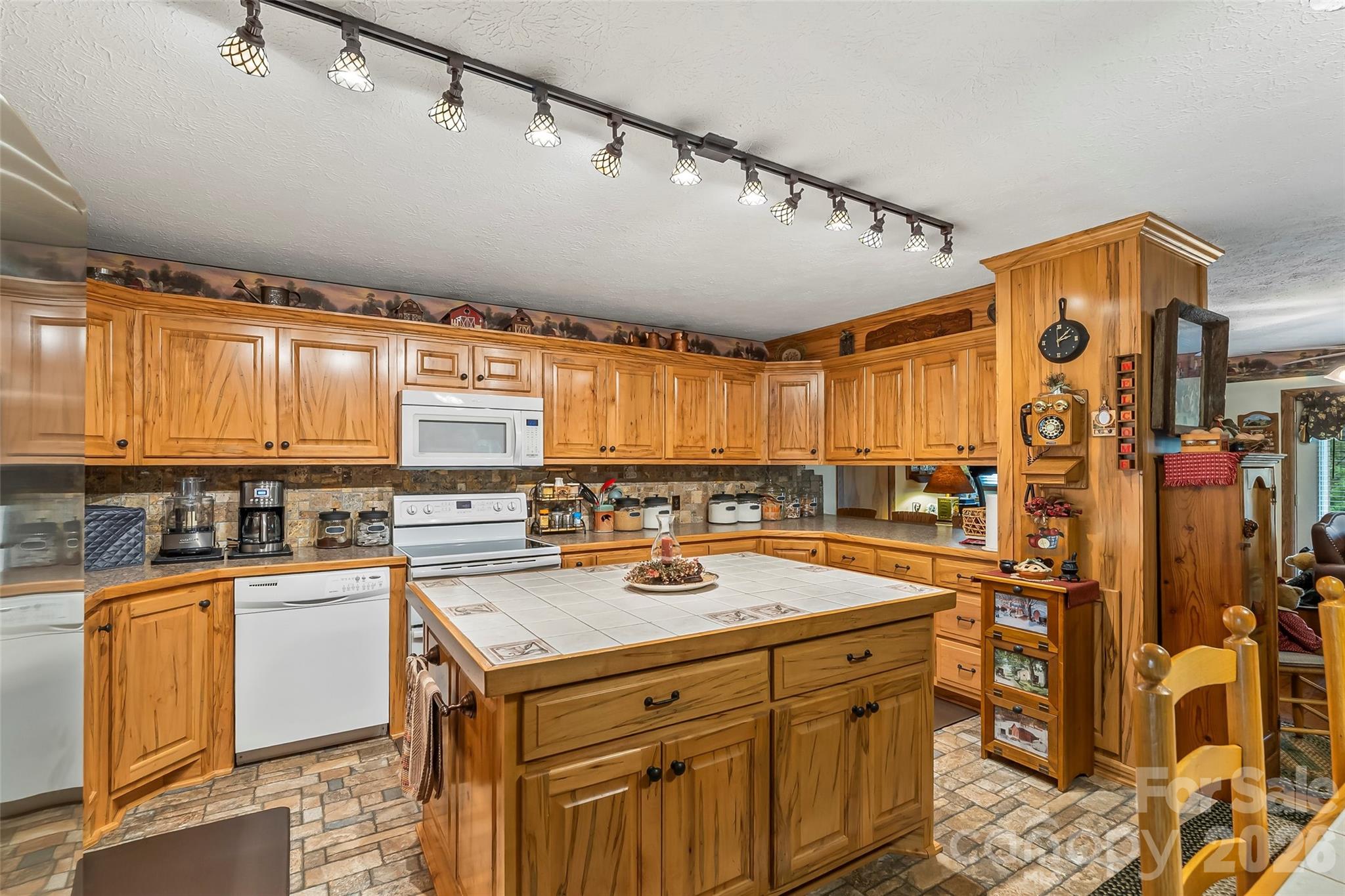 5809 Old Nc 18 Connelly Springs NC 28612