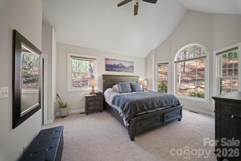 104 Black Hawk Ridge Weaverville NC 28787