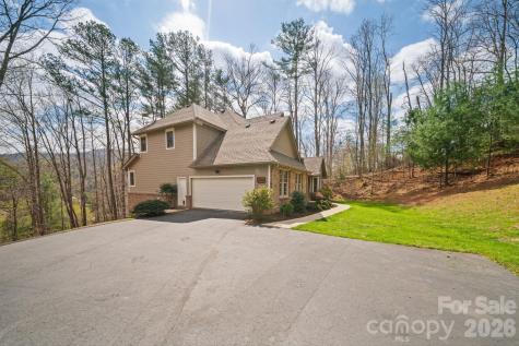 104 Black Hawk Ridge Weaverville NC 28787