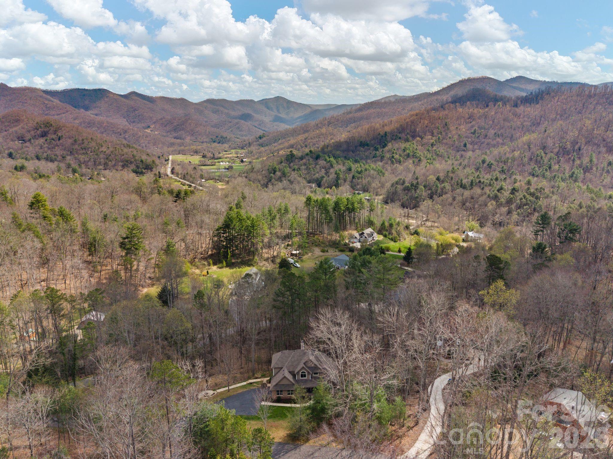 104 Black Hawk Ridge Weaverville NC 28787