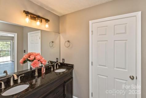 689 New Haw Creek Road Asheville NC 28805