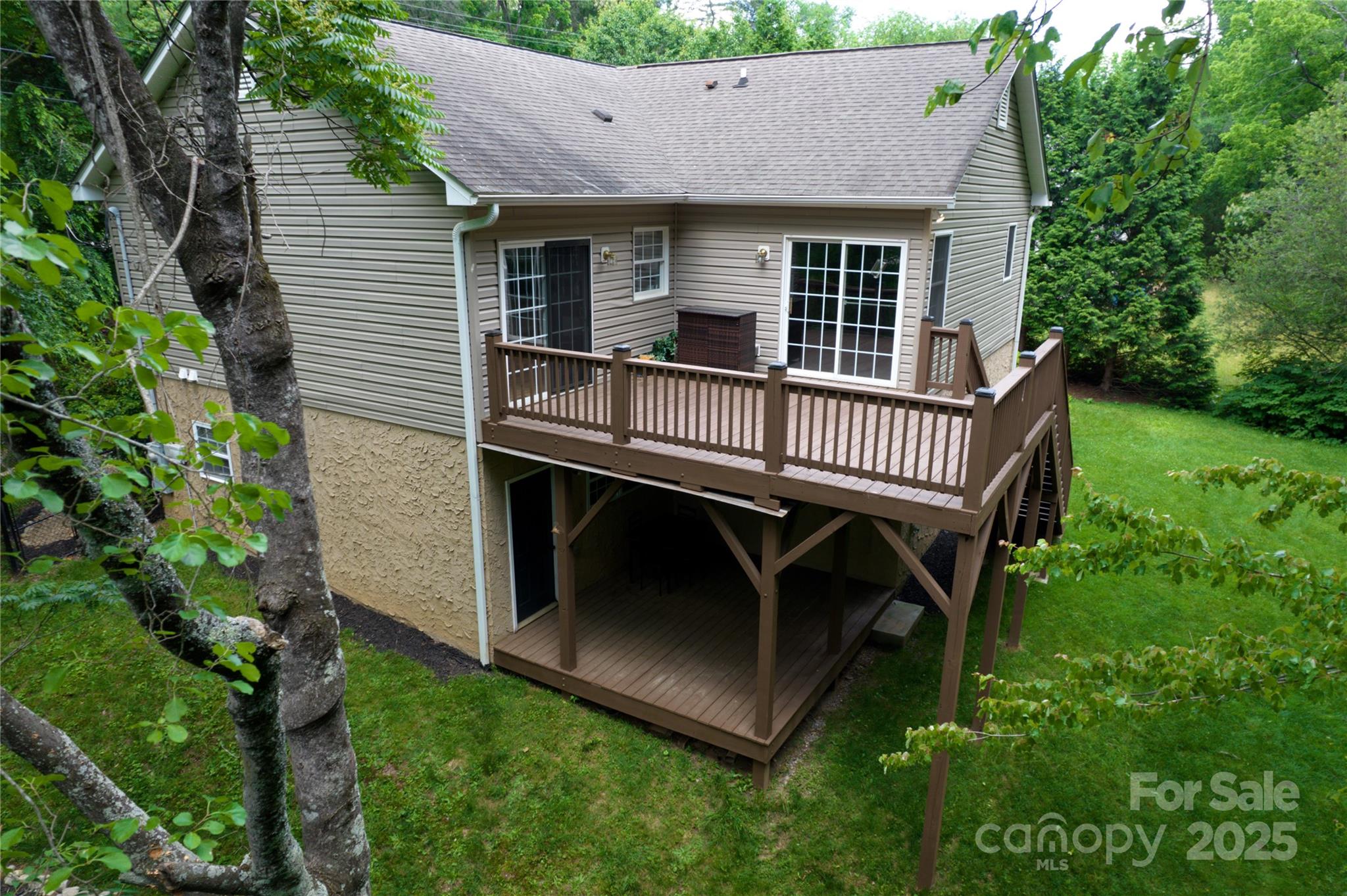 689 New Haw Creek Road Asheville NC 28805