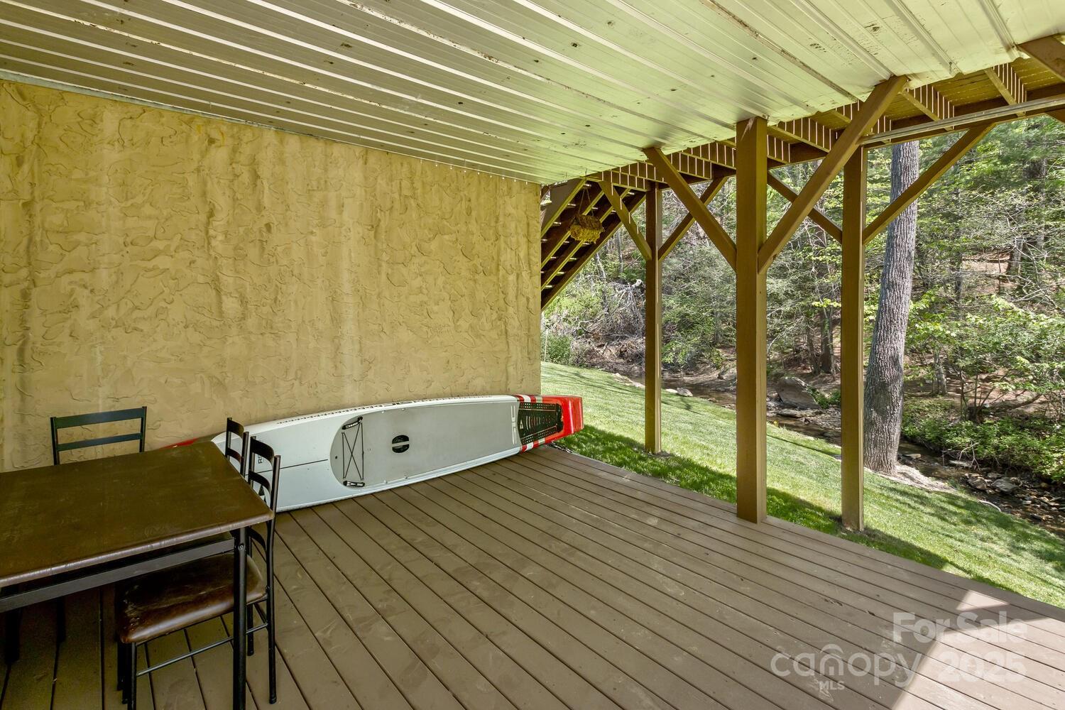 689 New Haw Creek Road Asheville NC 28805