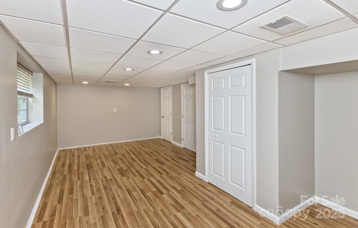 689 New Haw Creek Road Asheville NC 28805