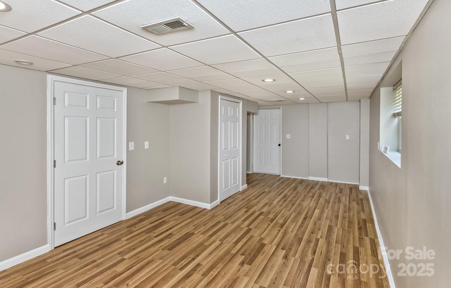 689 New Haw Creek Road Asheville NC 28805