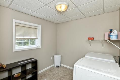 689 New Haw Creek Road Asheville NC 28805