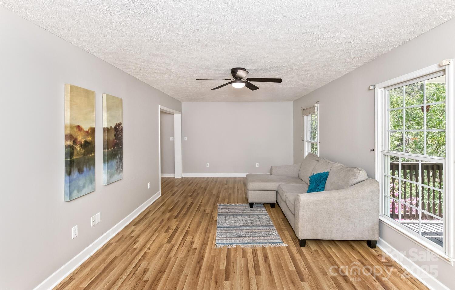 689 New Haw Creek Road Asheville NC 28805