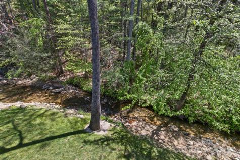 689 New Haw Creek Road Asheville NC 28805