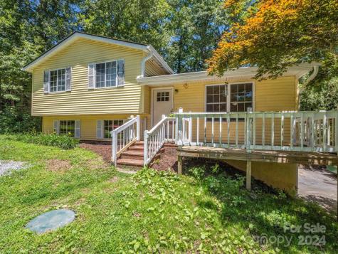 2 Poplar Hill Mills River NC 28759