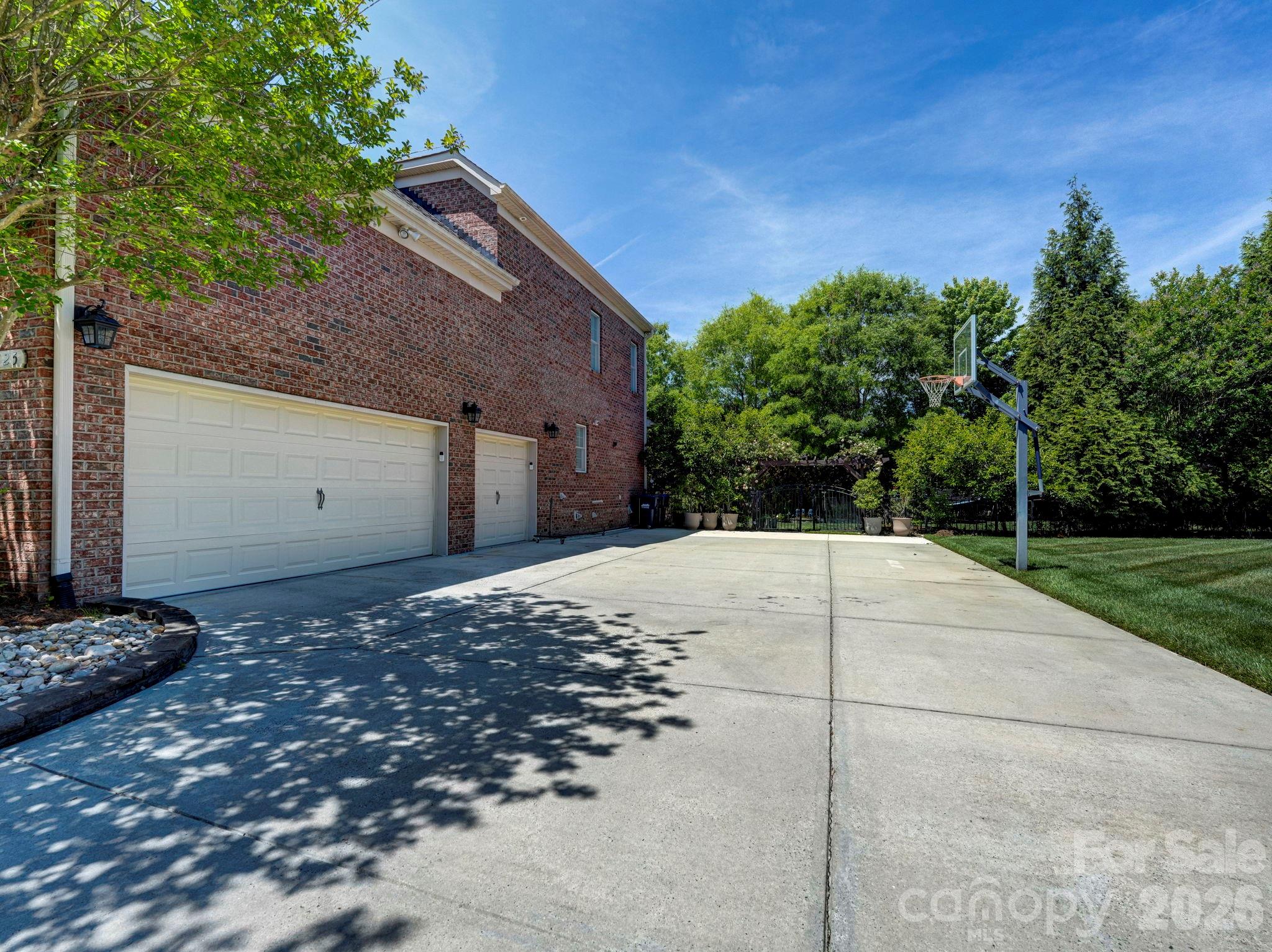 725 Wild Berry Court Waxhaw NC 28173