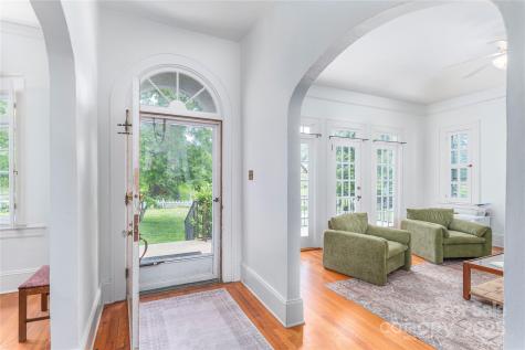 118 Glen Falls Road Asheville NC 28804