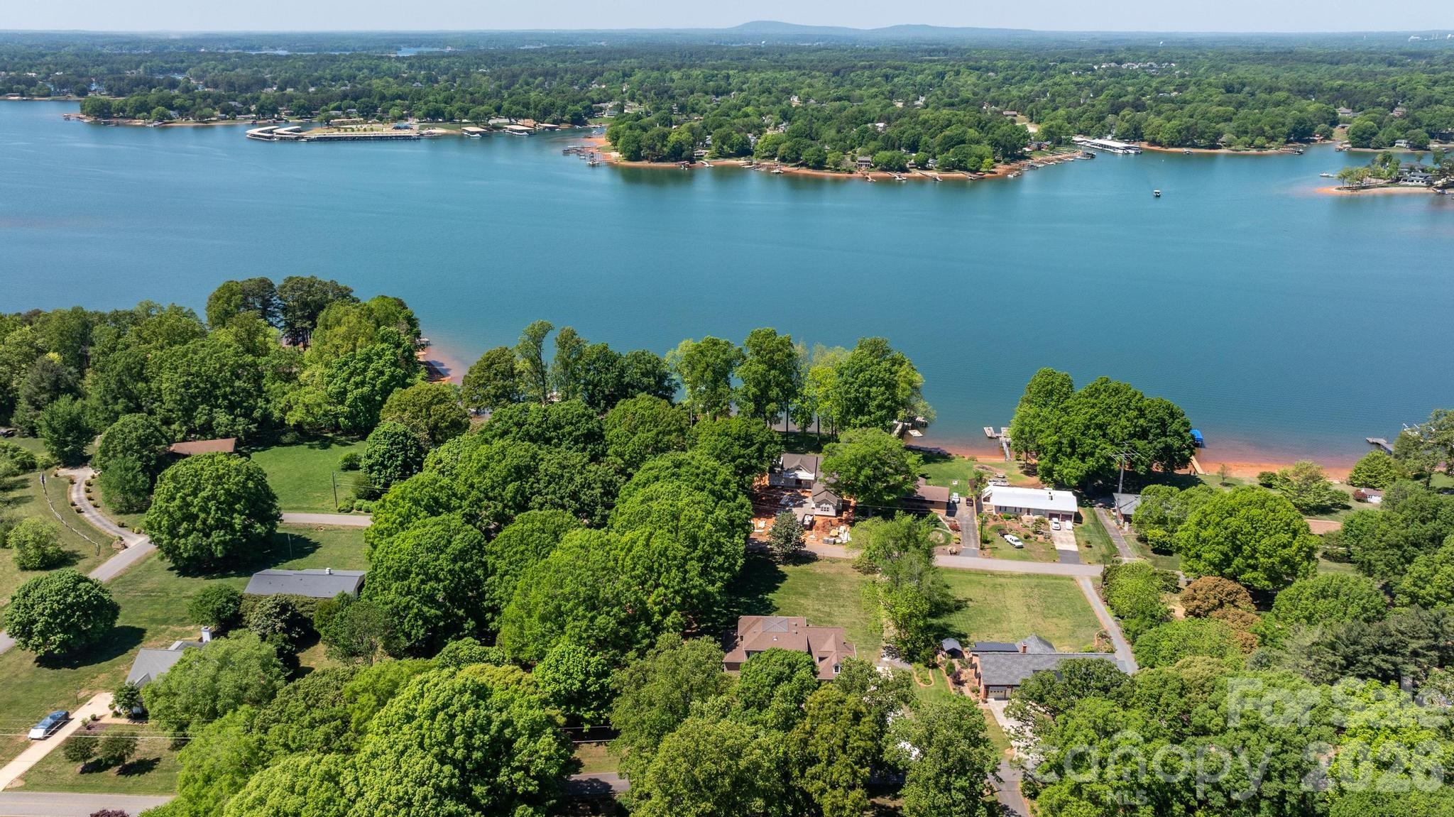 123 Lakefront Drive Mooresville NC 28117