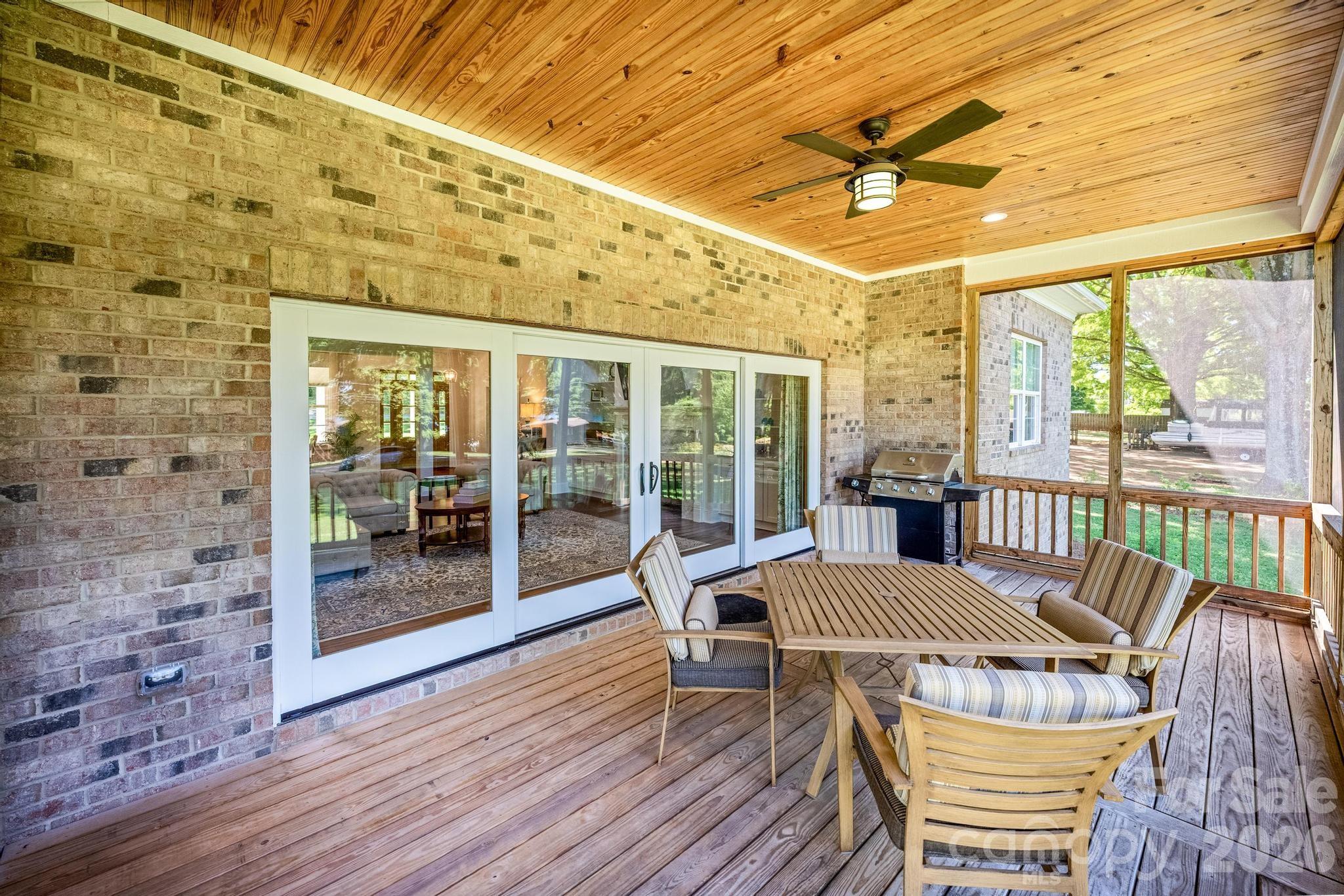123 Lakefront Drive Mooresville NC 28117