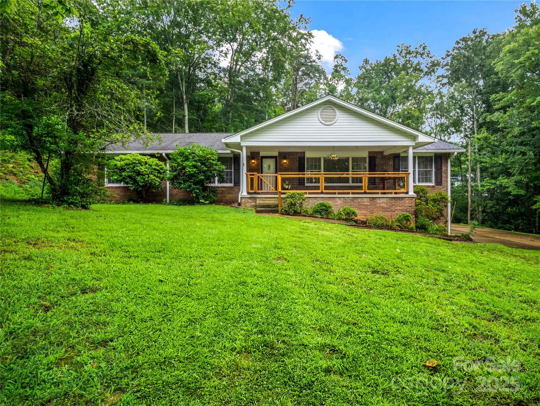 612 Buckeye Cove Road Swannanoa NC 28778
