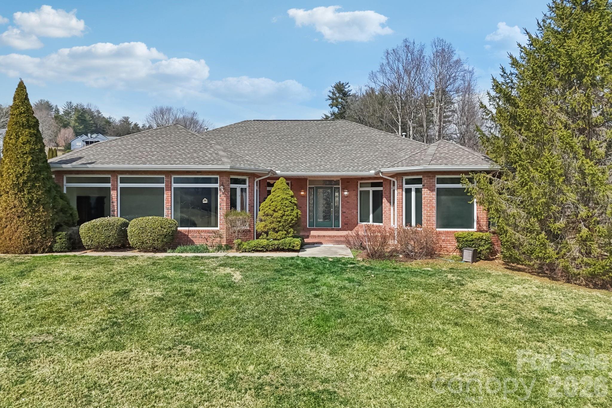 39 Beaumont Drive Hendersonville NC 28739
