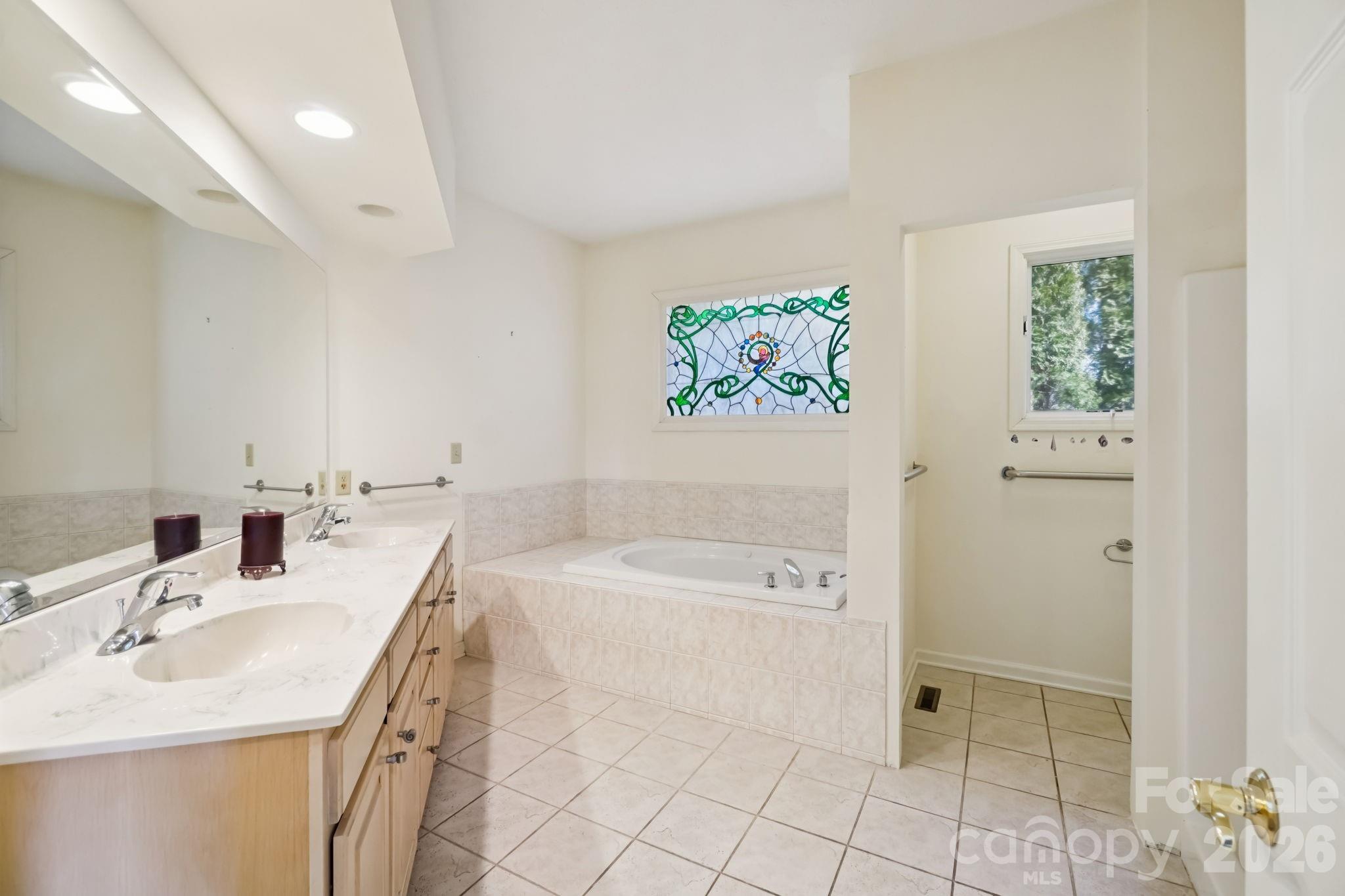 39 Beaumont Drive Hendersonville NC 28739