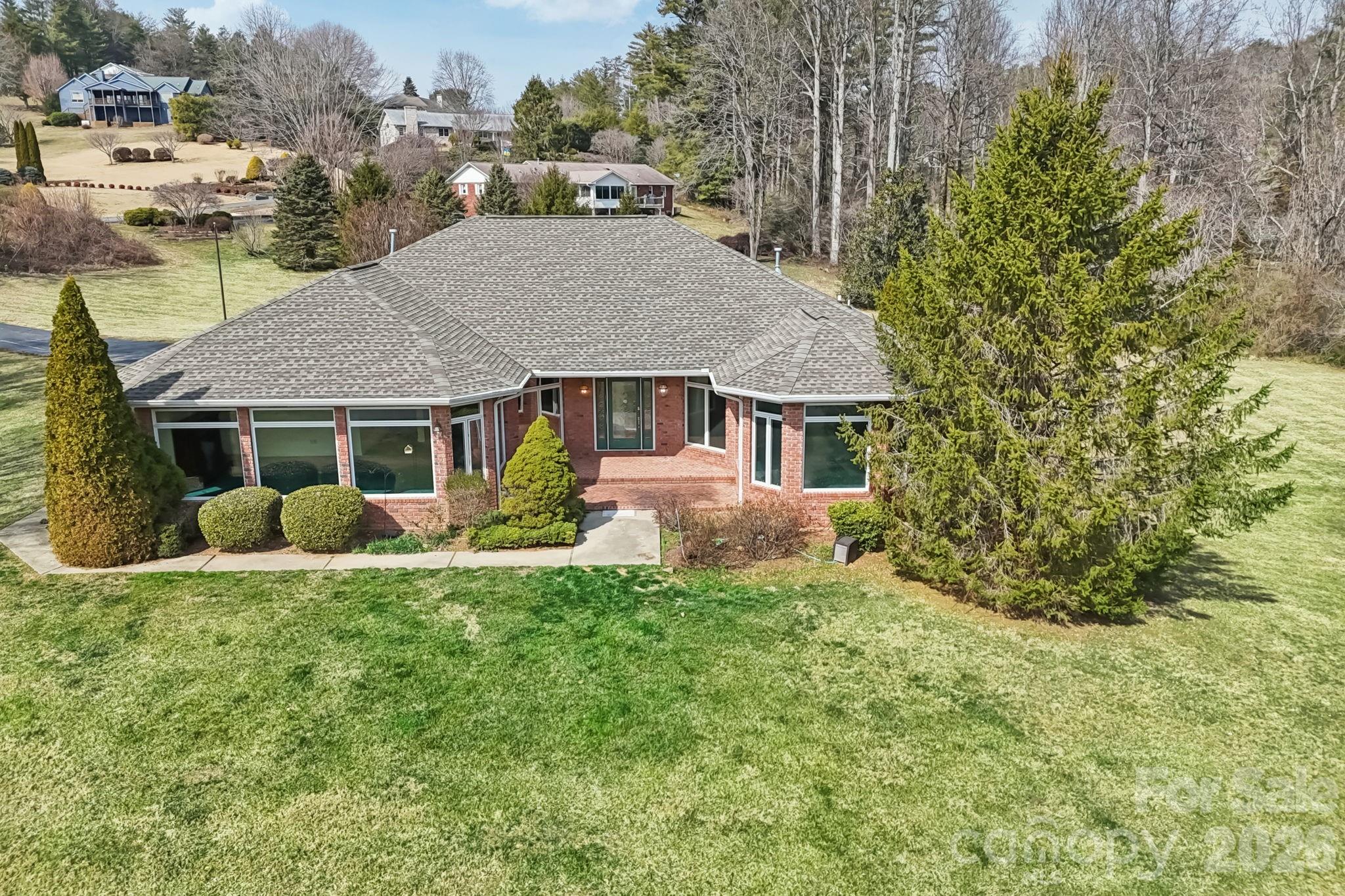 39 Beaumont Drive Hendersonville NC 28739
