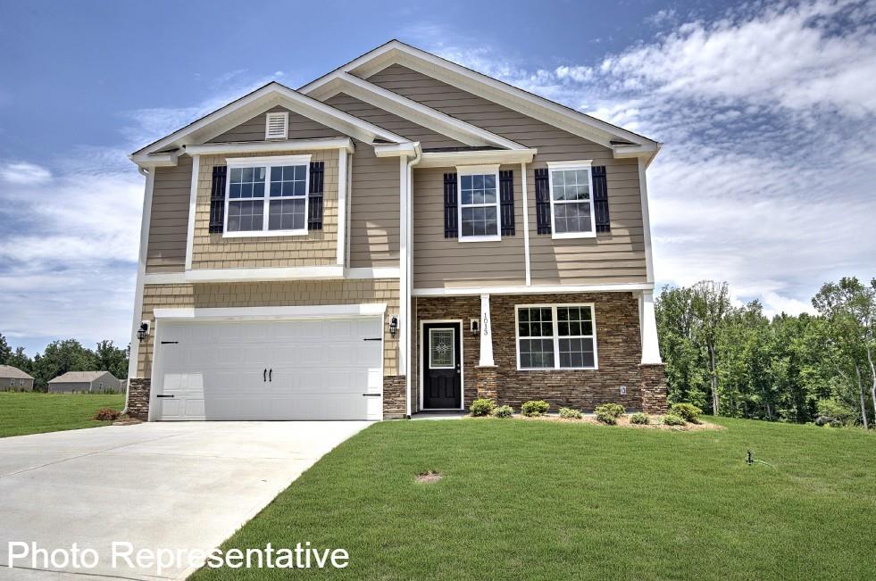 906 Newport Court Asheville NC 28806