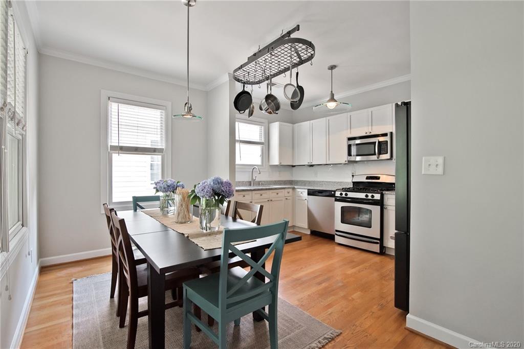 813 Woodruff Place Charlotte NC 28208