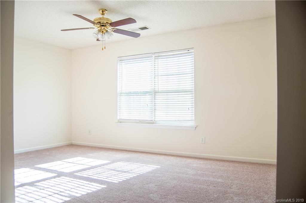10500 Pickerel Lane Charlotte NC 28213