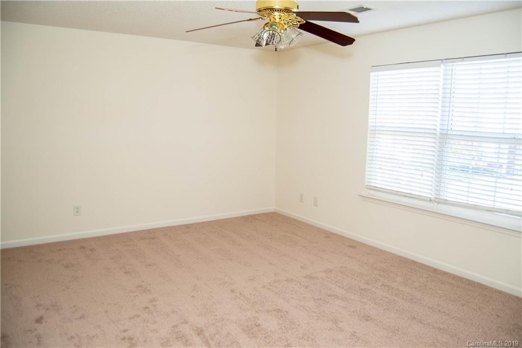 10500 Pickerel Lane Charlotte NC 28213