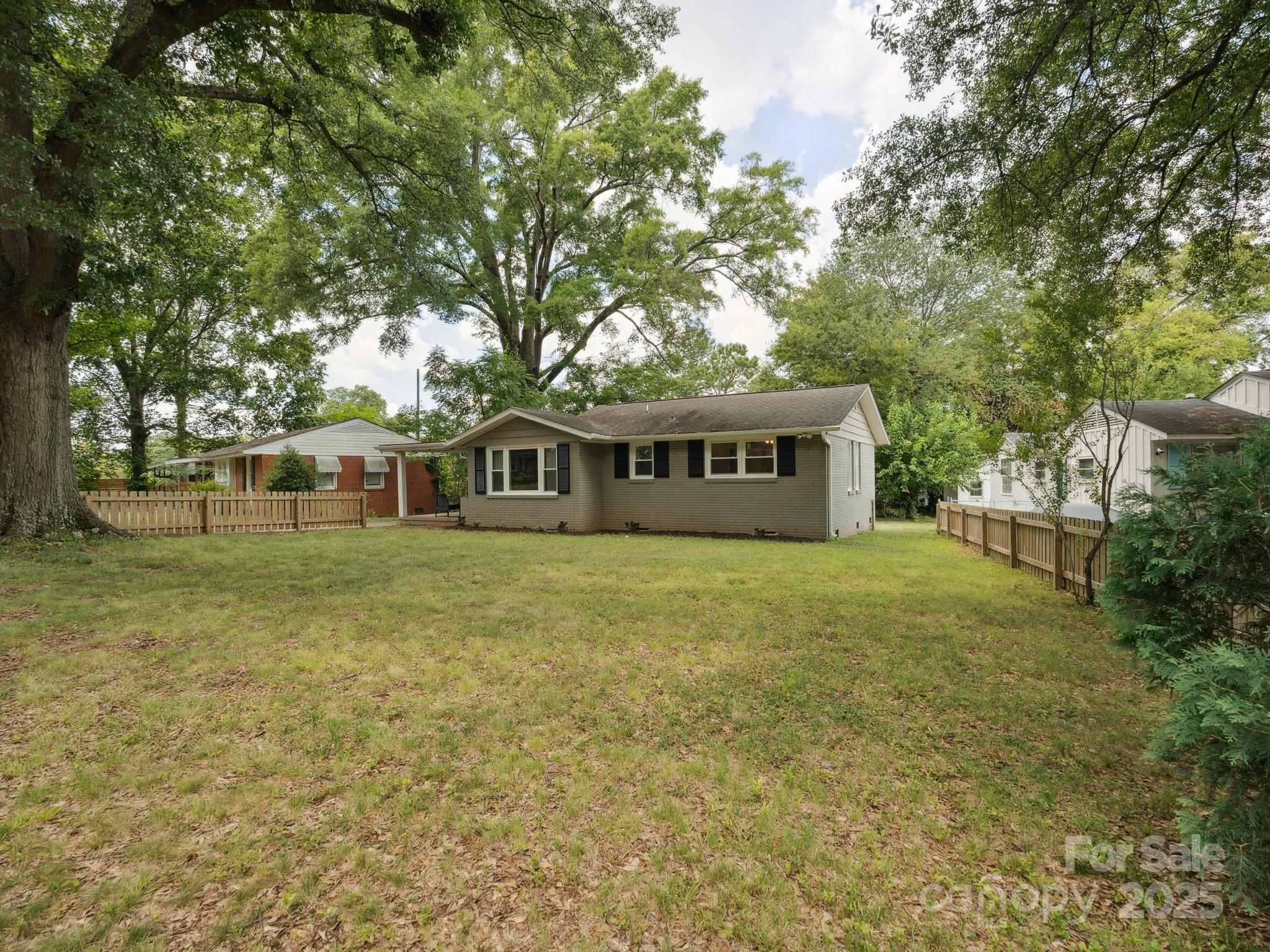 3426 Revolution Park Drive Charlotte NC 28217