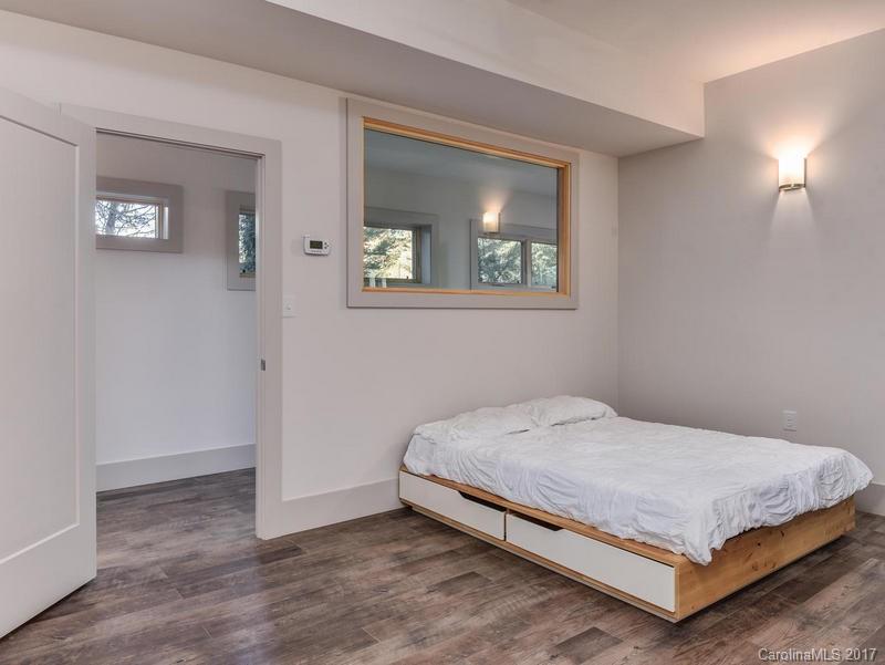 14 Sulphur Springs Road Asheville NC 28806