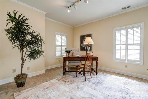 110 Columns Circle Shelby NC 28150