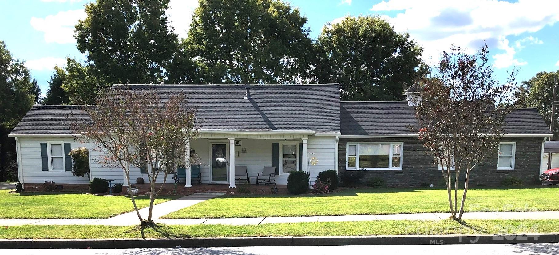 240 S Center Street Taylorsville NC 28681