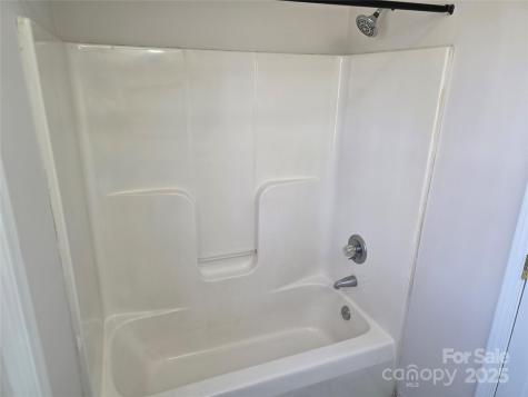 12 White Squirrel Lane Hendersonville NC 28739