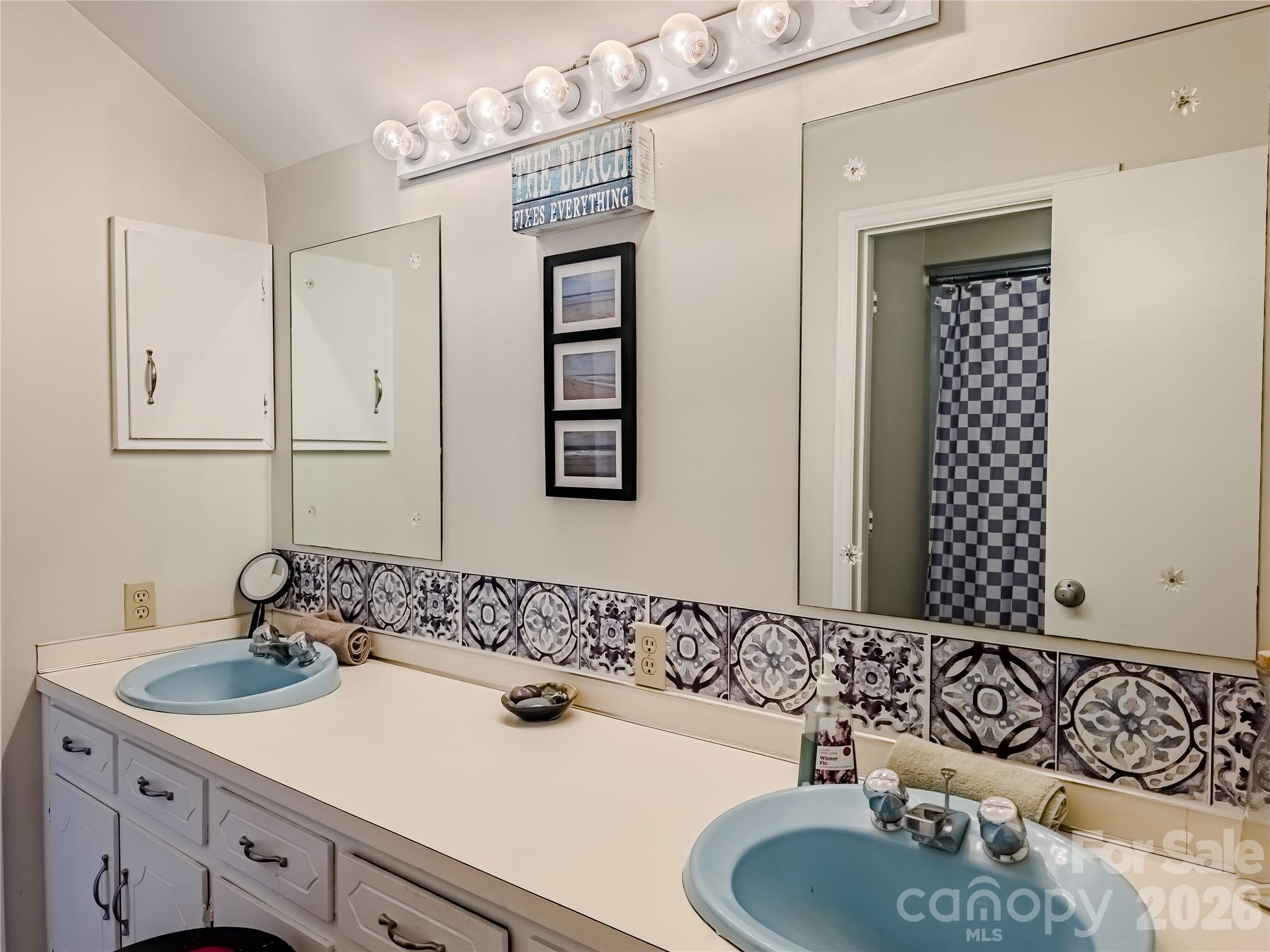 142 Padgett-burns Road Forest City NC 28043