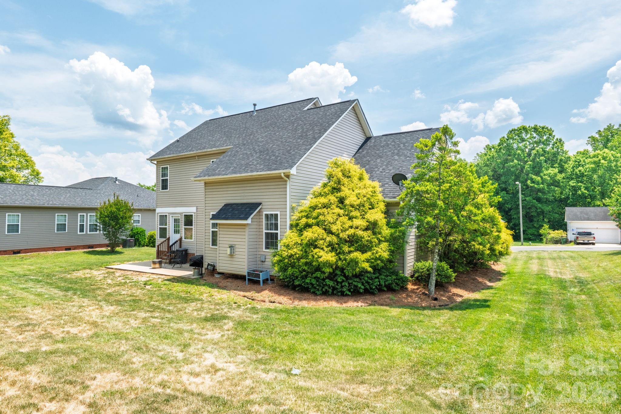 208 Deerfield Drive Mount Holly NC 28120