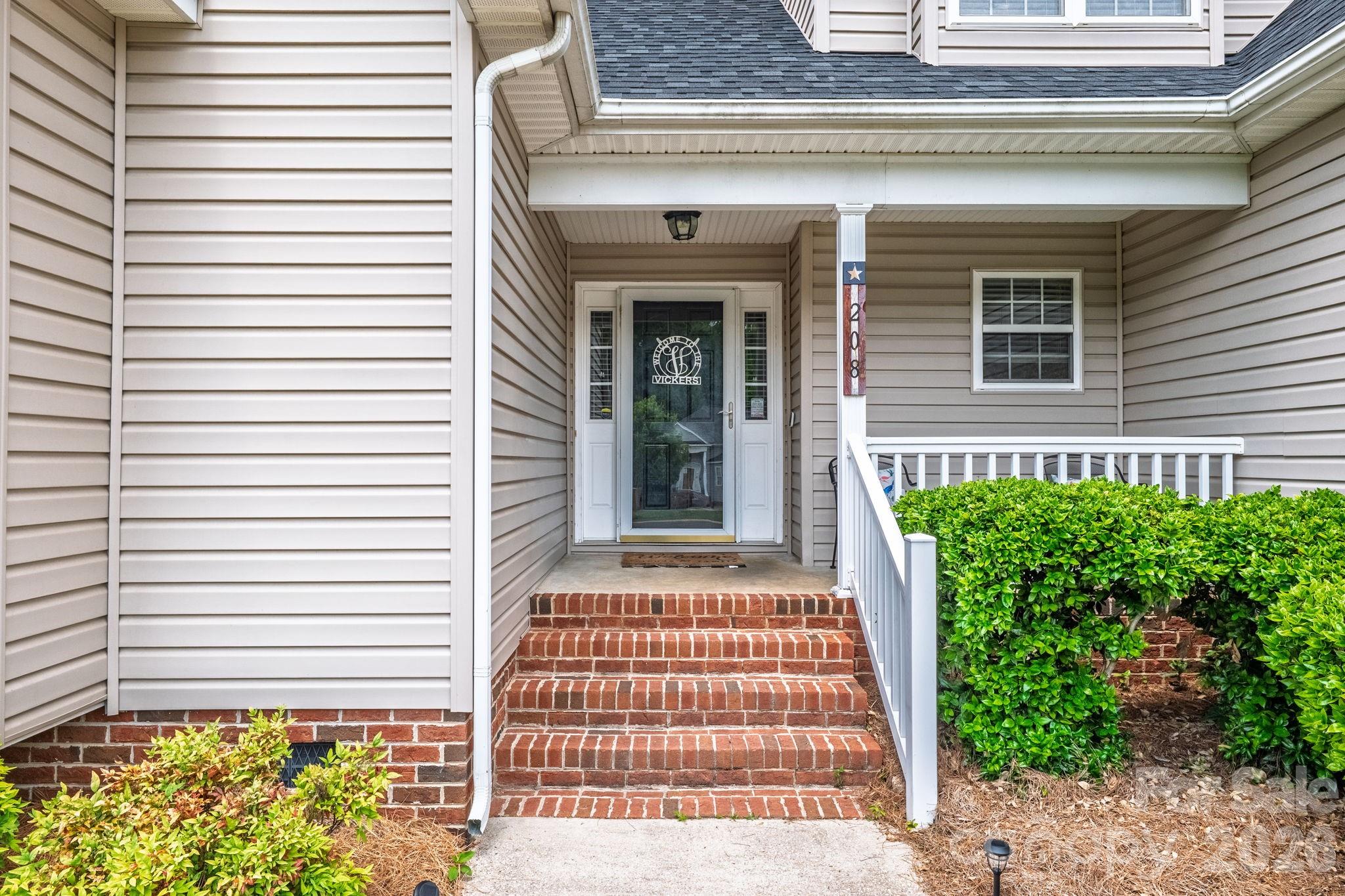 208 Deerfield Drive Mount Holly NC 28120