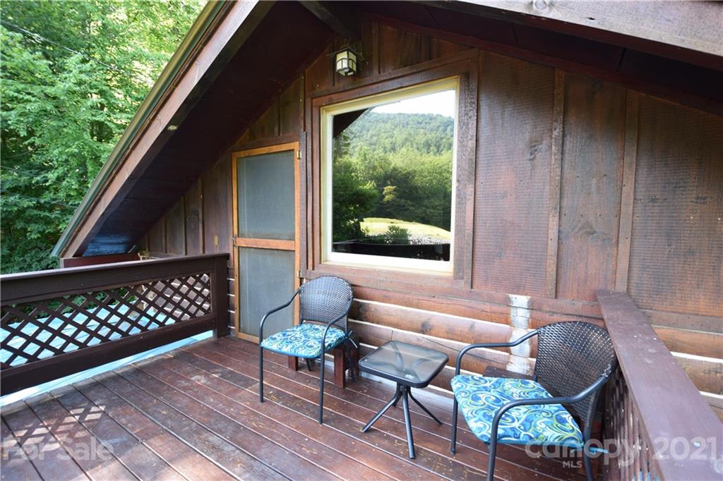 32 A & W Lane Green Mountain NC 28740