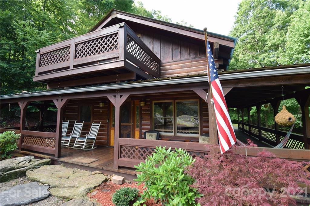 32 A & W Lane Green Mountain NC 28740