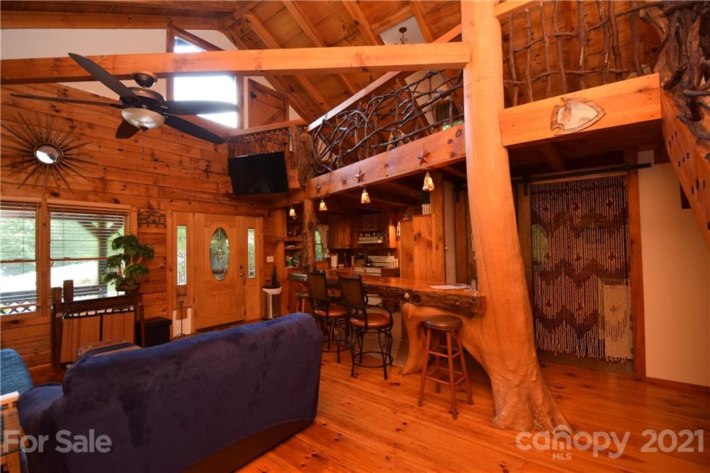 32 A & W Lane Green Mountain NC 28740