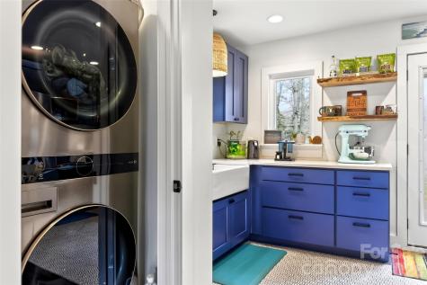 216 Vance Avenue Black Mountain NC 28711