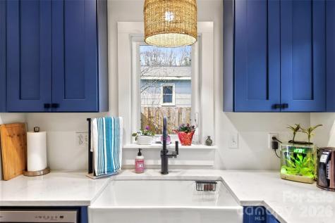 216 Vance Avenue Black Mountain NC 28711
