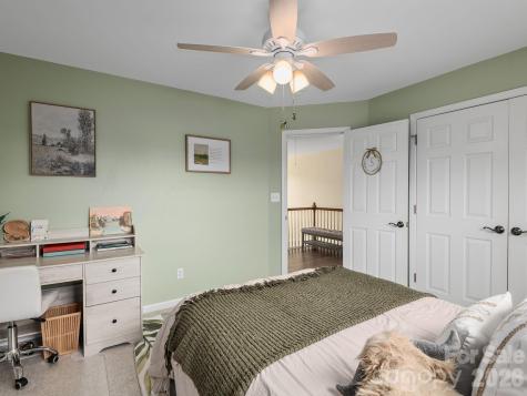 288 Walnut Crest Road Fletcher NC 28732