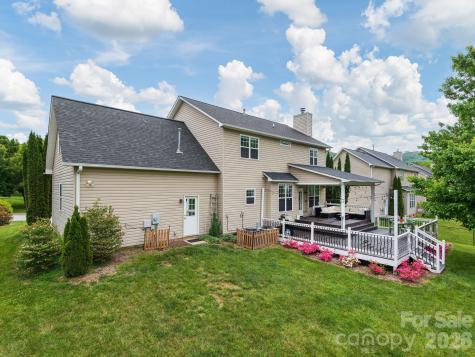 288 Walnut Crest Road Fletcher NC 28732