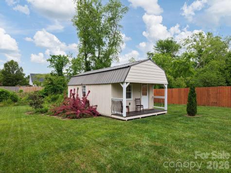 288 Walnut Crest Road Fletcher NC 28732