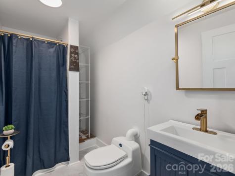 288 Walnut Crest Road Fletcher NC 28732