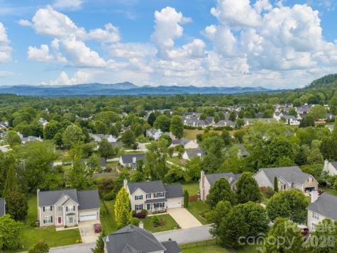 288 Walnut Crest Road Fletcher NC 28732