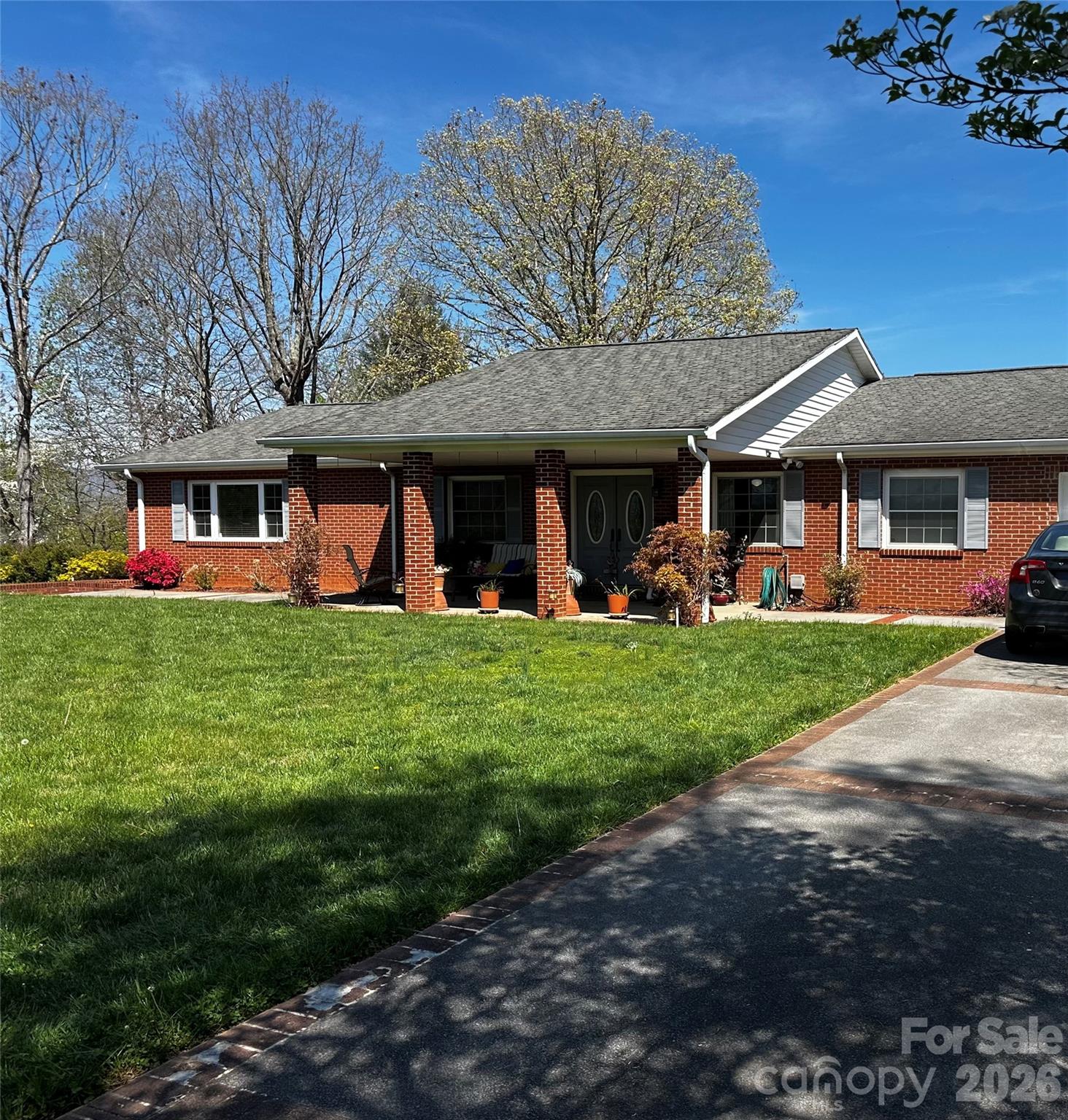 33 Gibbs Road Leicester NC 28748