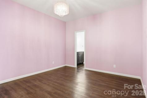 10 Scarlett Ridge Drive Marshall NC 28753
